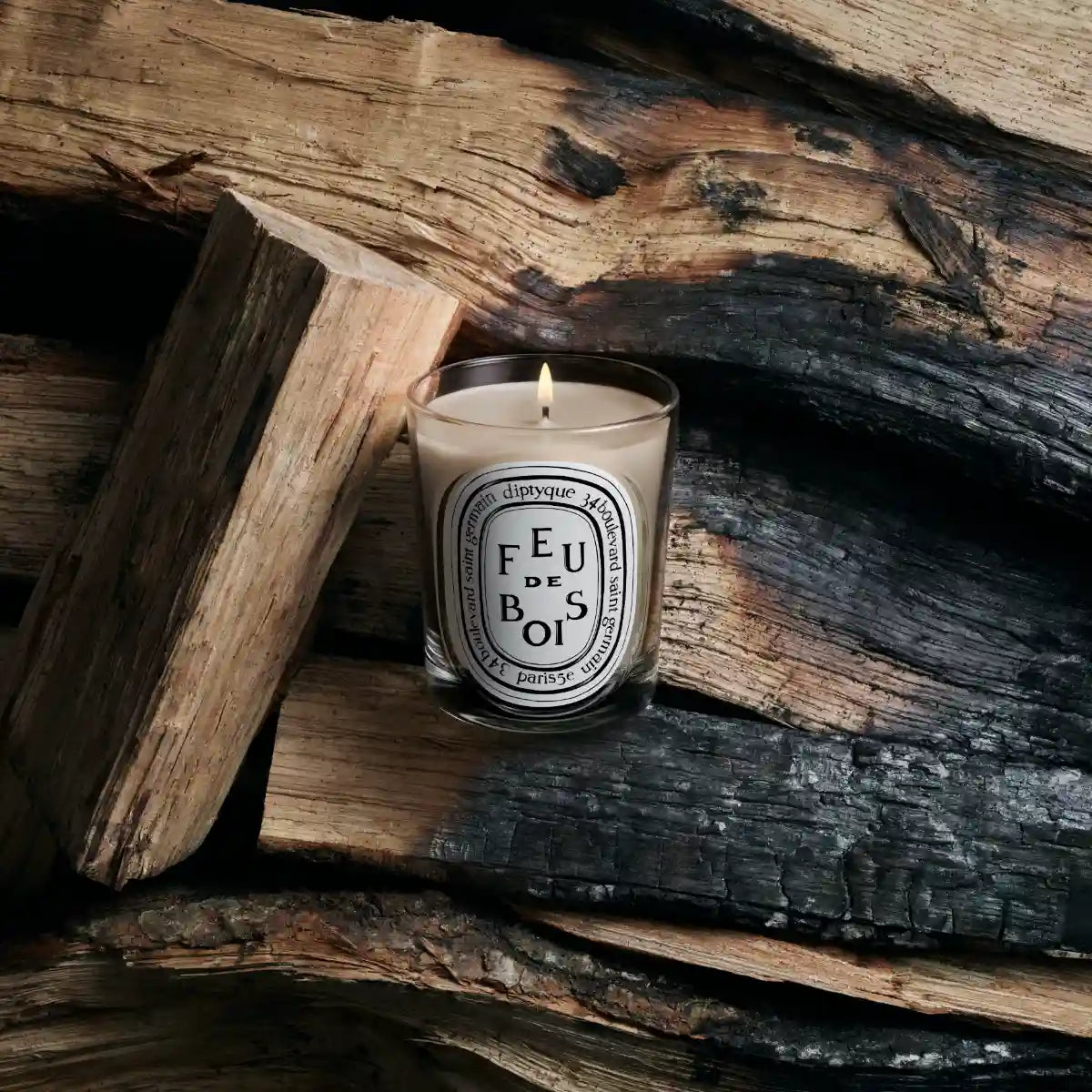 DIPTYQUE - Feu de Bois (Holzfeuer) - Duftkerze