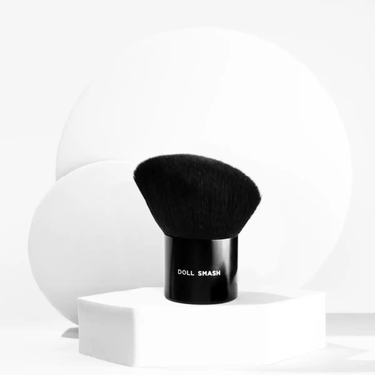 Doll Smash - Kabuki Brush