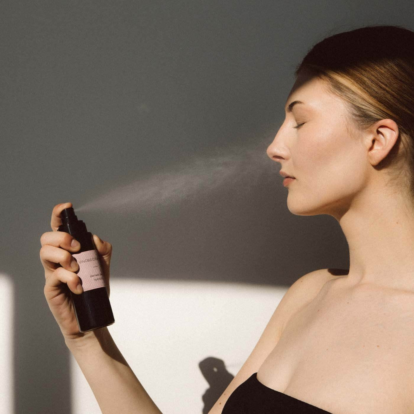 Vinoble Cosmetics - Damaszener Rosenblüten Hydrolat